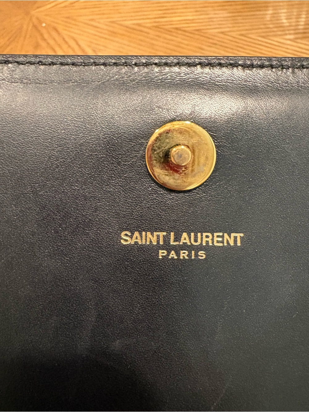 Authentic YSL Saint Laurent Black Calfskin Leather Logo Clutch - Picture 4 of 5